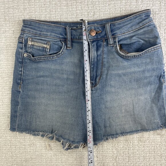 Calvin Klein Summer Jean Shorts Womens Size 25 Light Blue Distressed Cut Off - Picture 9 of 14
